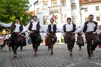 20-TK-Žur vseh kultur in mladinska folklorna sekcija SKD Novo mesto.jpg
