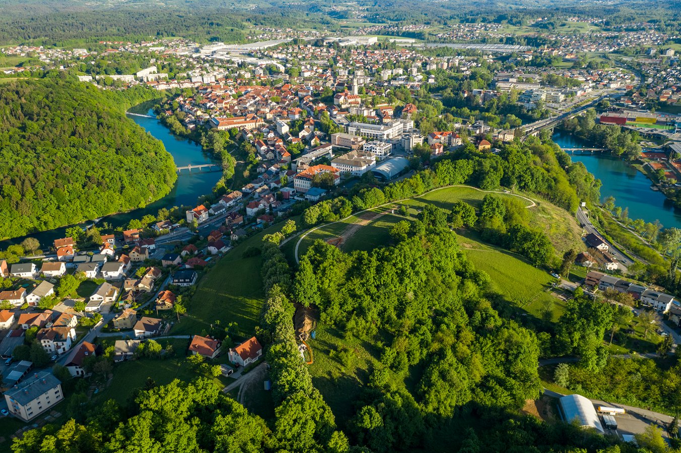 promet Z obzirnostjo lažje med obnovami v novomeškem mestnem jedru