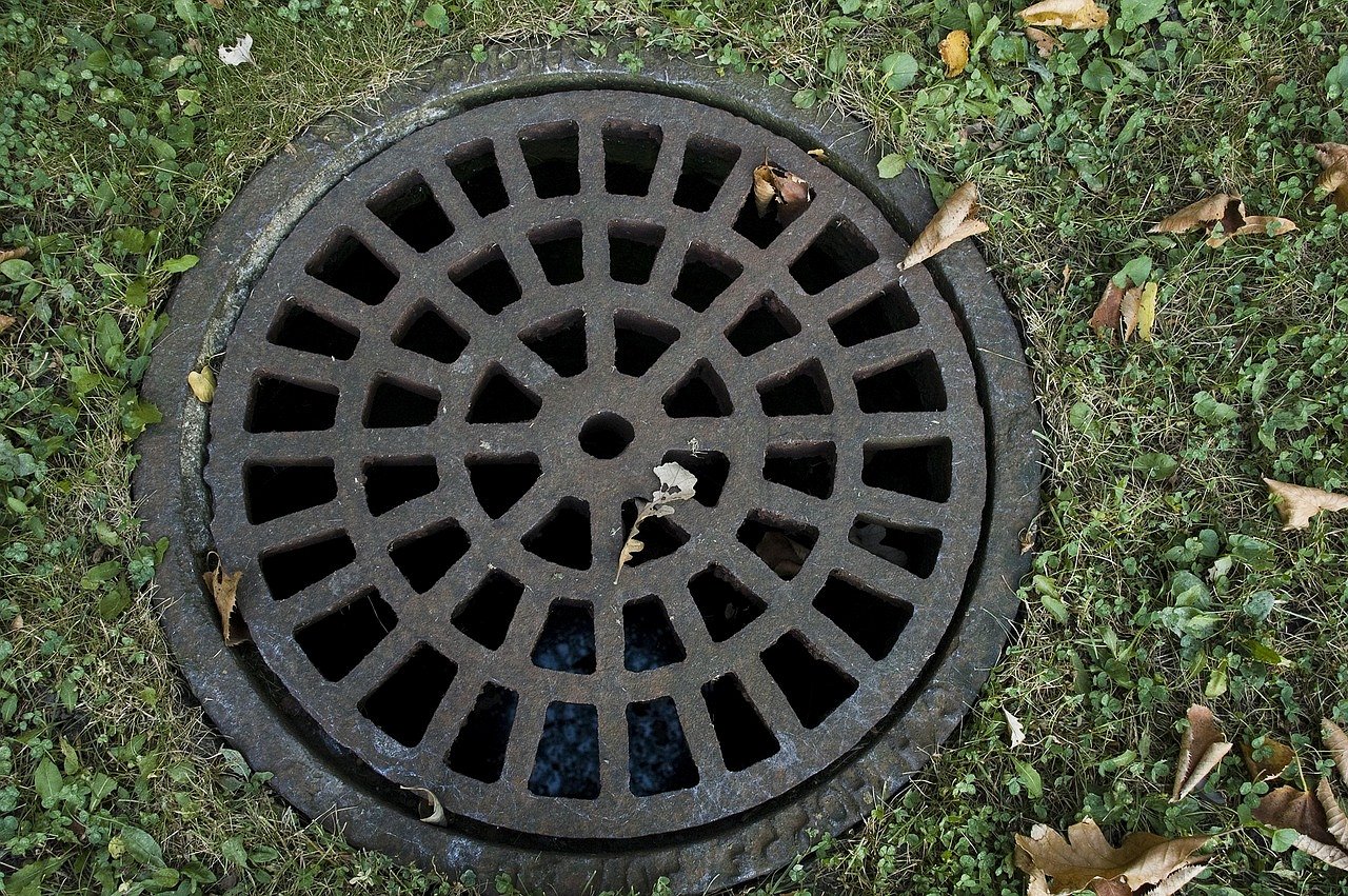 sewer-cover Sofinanciranje malih čistilnih naprav in hišnih črpališč v Mestni občini Novo mesto za leto 2026