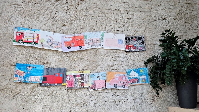 razstava izdelkov otrok v knjižnici_2