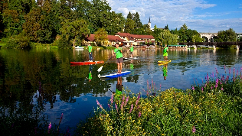 Novo mesto  Aktivna doživetja v Novem mestu privabljajo vse več turistov