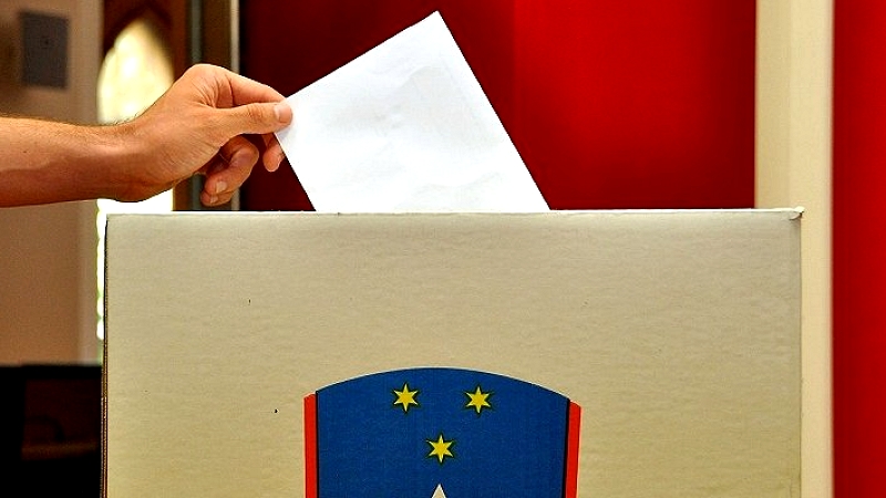 Začela so se volilna opravila za lokalne volitve 2026
