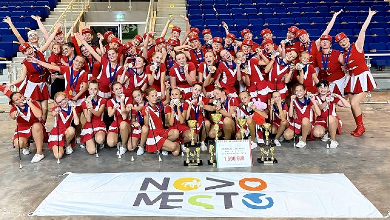 Novomeške mažorete Novomeške mažorete znova absolutne evropske prvakinje